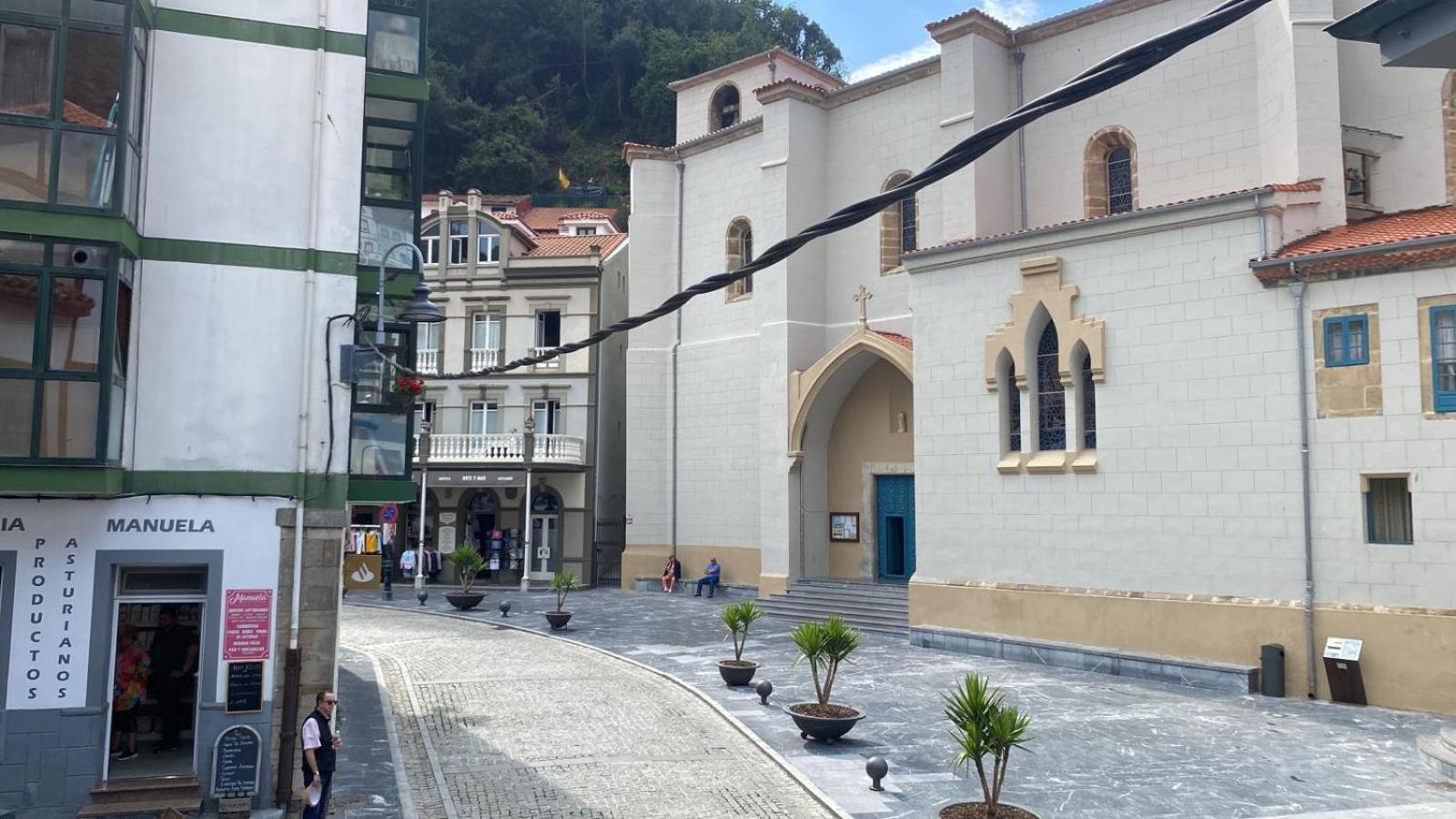 Apartamentos Urbanin I Plaza Ayuntamiento Cudillero Dış mekan fotoğraf