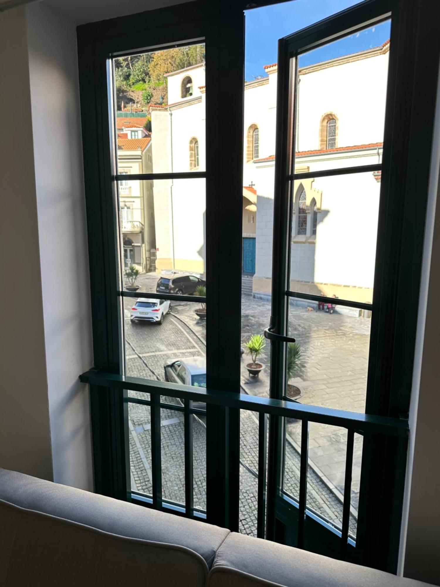 Apartamentos Urbanin I Plaza Ayuntamiento Cudillero Dış mekan fotoğraf